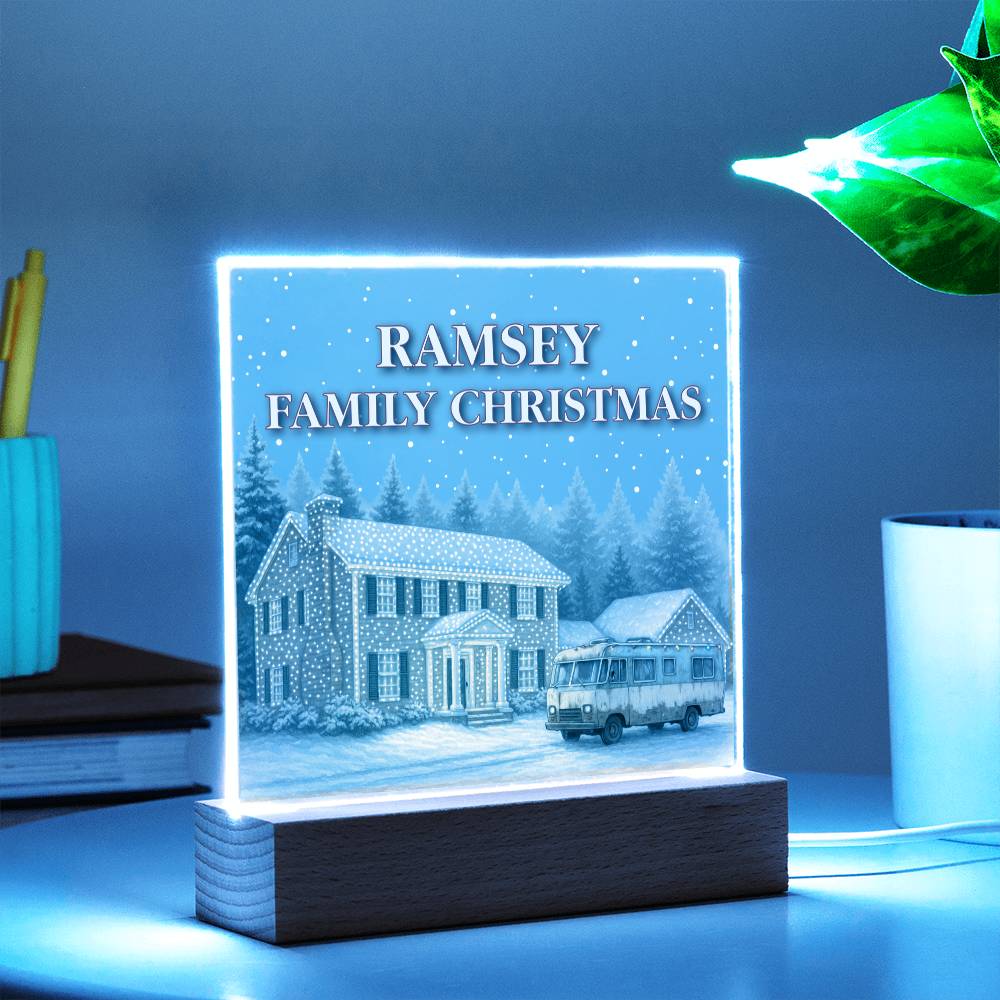 Personalized Family Christmas Vacation LED Light – Custom Holiday House Scene Acrylic Lamp Inspired by National Lampoon’s Christmas Vacation