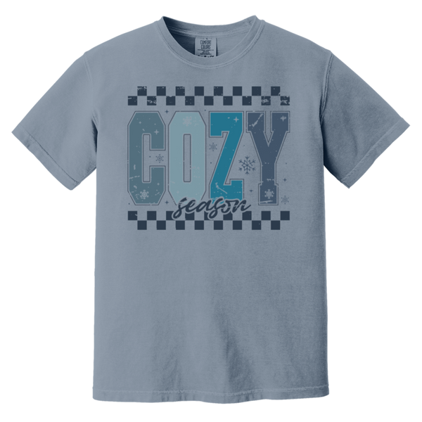 Cozy Season T-Shirt – Comfort Colors | Winter Style | Unisex Relaxed Fit Tee