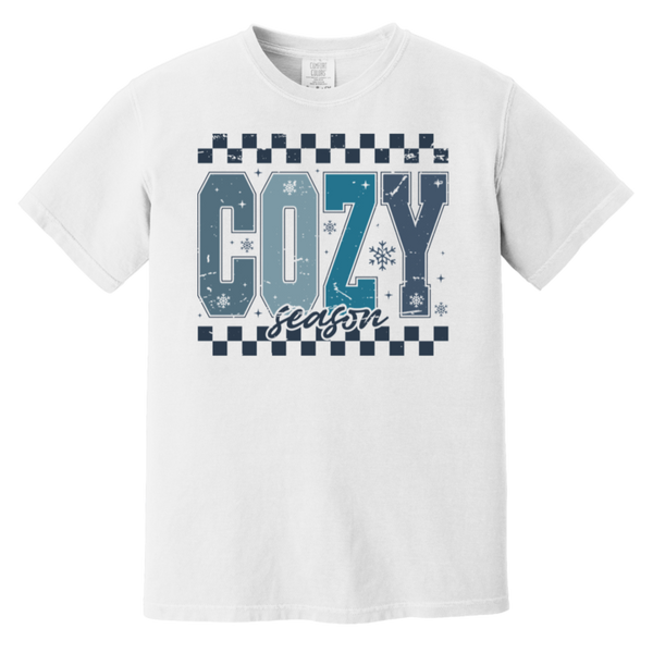 Cozy Season T-Shirt – Comfort Colors | Winter Style | Unisex Relaxed Fit Tee