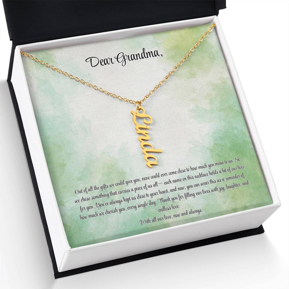 Personalized Vertical Name Necklace for Grandma – A Cherished Gift for Christmas, Birthdays and More!