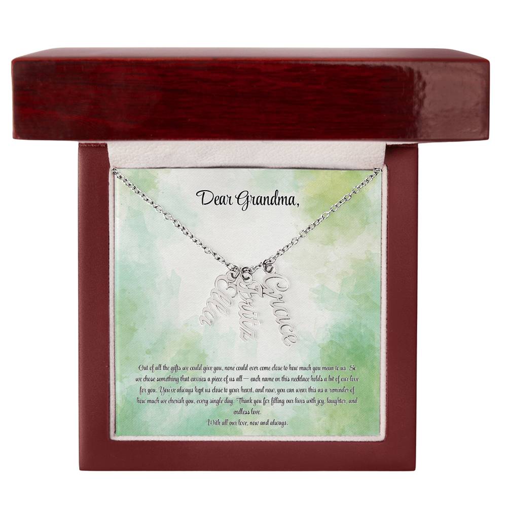 Personalized Vertical Name Necklace for Grandma – A Cherished Gift for Christmas, Birthdays and More!